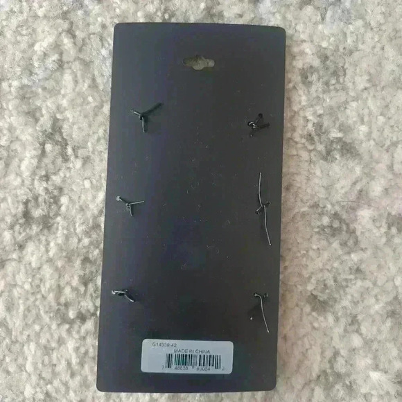 Guess Silver Bracelet Set - Picture 6 of 7